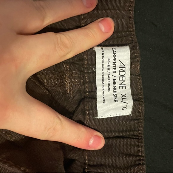 ardene’s high rise carpenter shorts colour - brown size- XL - Picture 2 of 2